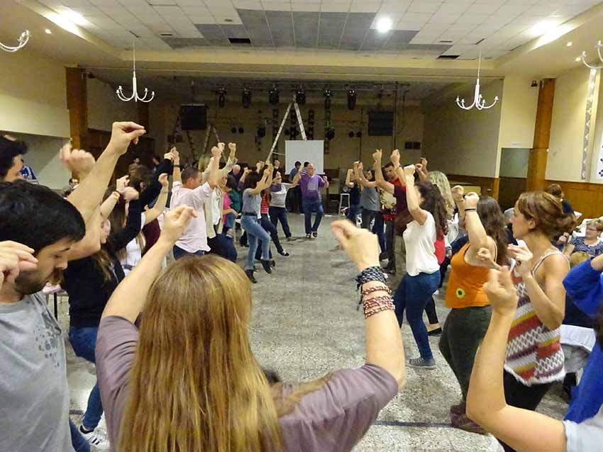 Basque call to dance