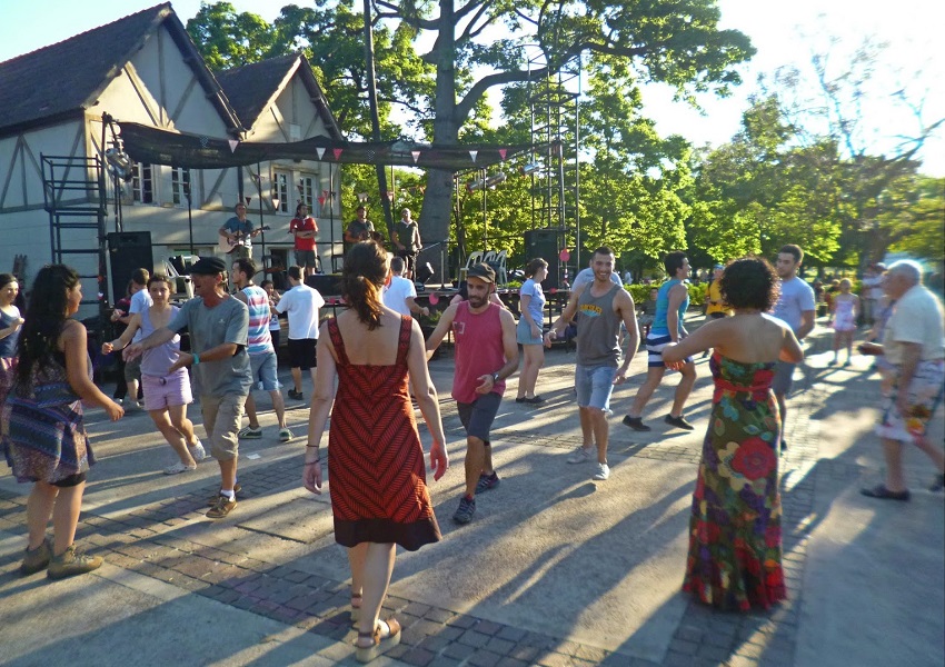 Dantza Piko in the Avellaneda Park