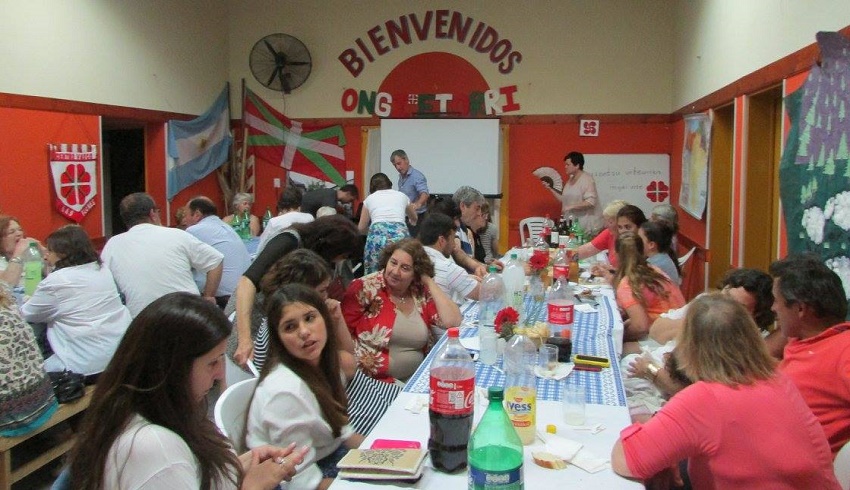 20th anniversary at the Loretako Euskaldunak Basque Club in Las Flores