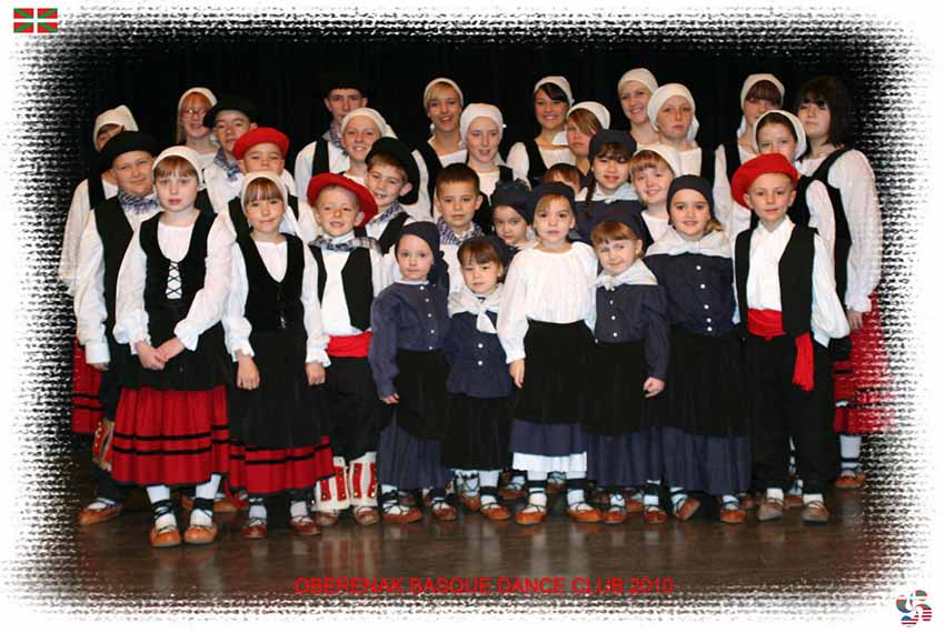 Txikis del grupo de baile Oberenak de la euskal etxea homónima de Nevada (foto Nabasque.org)