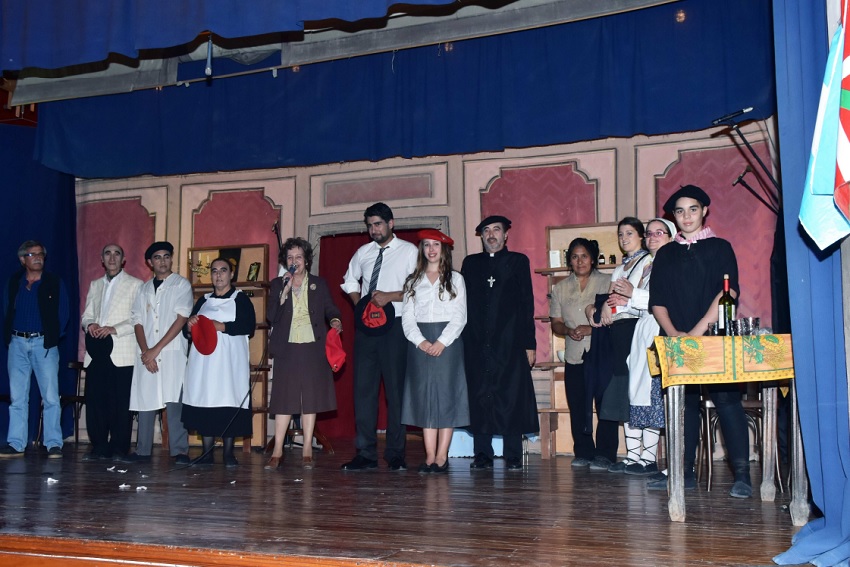 Theater "Women in Berrigorria" in Viedma y Patagones