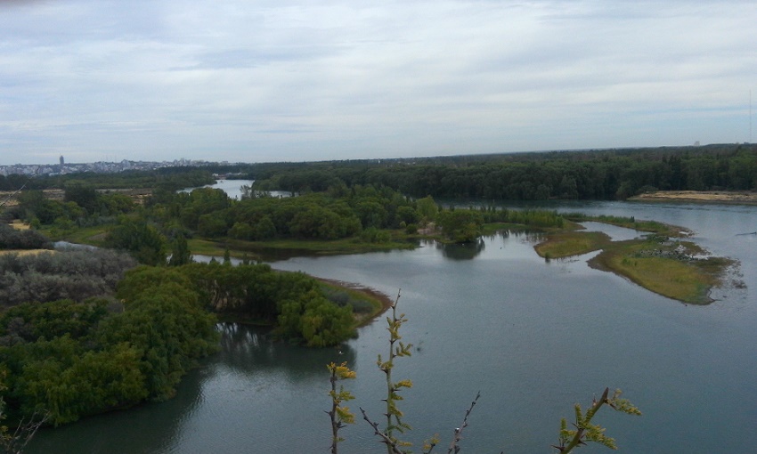 Confluencia de los ríos Neuquén y Limay