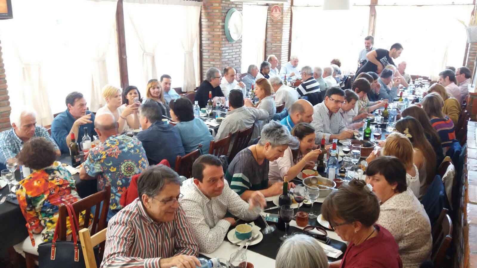 El comedor principal lleno