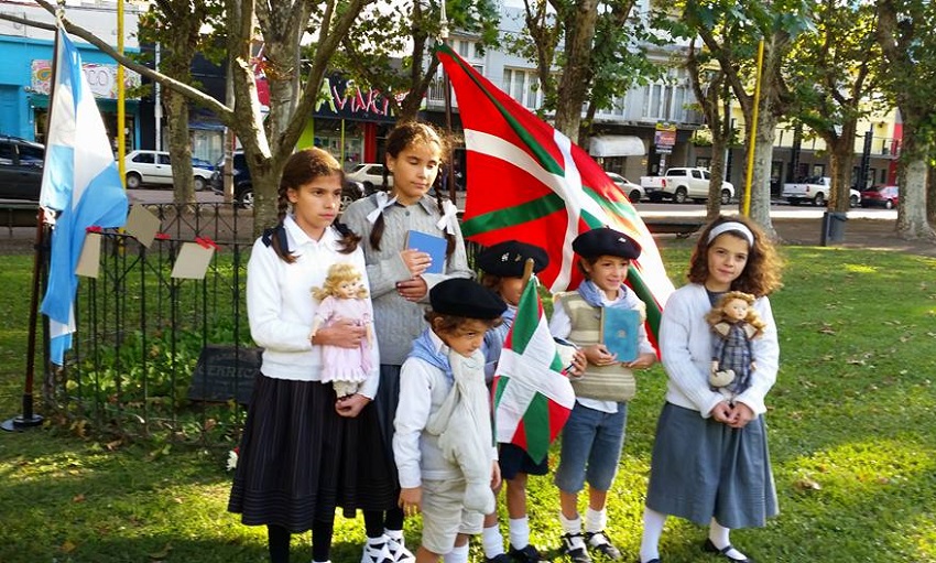 Also with the children in Olavarria