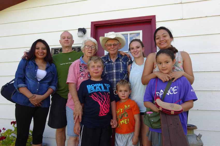 Pasando el testigo: Tres generaciones de la familia Escoz