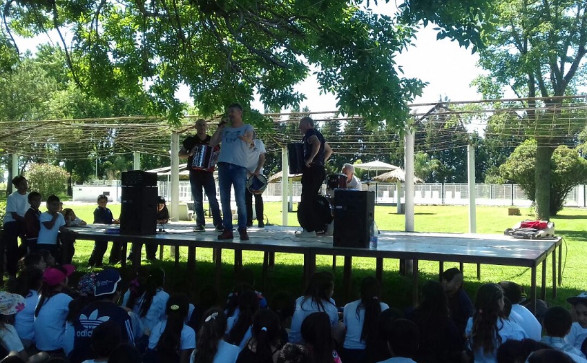 Música vasca, en Gral. Rojo