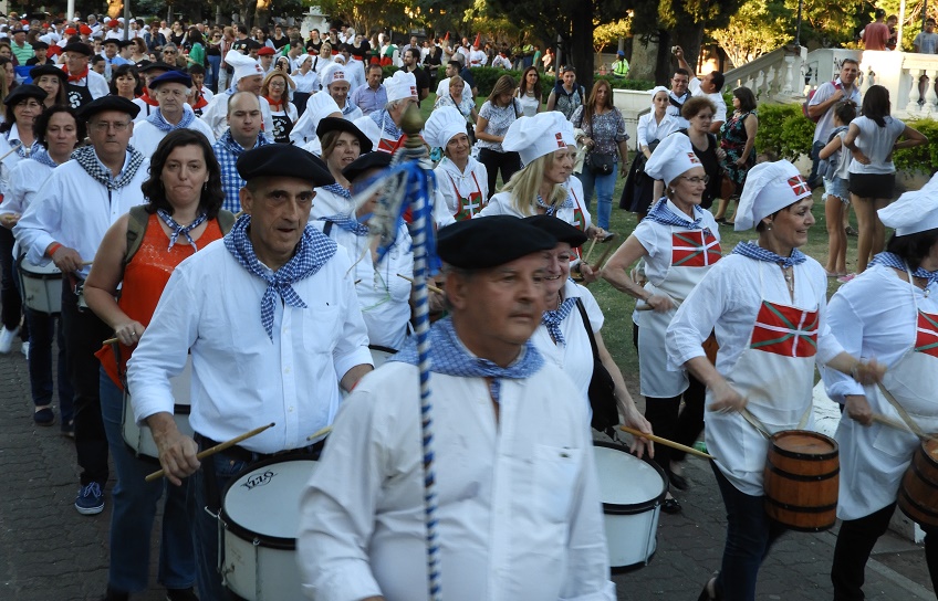 La clásica danborrada