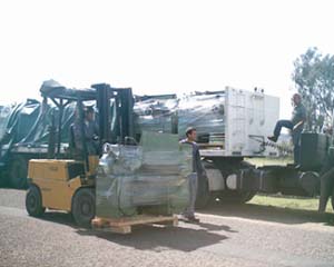 Llegada de la maquinaria a Paraná (foto Urrundik)