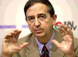 El senador peneuvista Iñaki Anasagasti (Eferen argazkia)