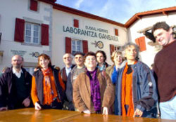 Los miembros de Euskal Herriko Laborarien Ganbara (foto  LJPB)