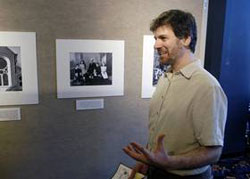 Todd Shallatt en la presentación de la muestra (foto Jjazesky) 