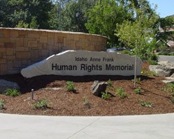 El parque Anne Frank Human Rights Memorial de Boise, Idaho (foto euskalkultura.com)