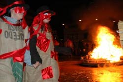 Estampa del Carnaval 2005 en la localidad navarra de Uharte (foto Mario Zurbano)