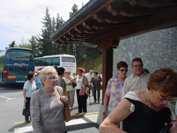 Los visitantes llegaron a Euskal Herria y realizaron los diferentes recorridos en dos autobuses (foto euskalkultura.com)