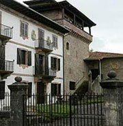 La casa Jauregia, en pleno centro de la localidad baztandarra de Irurita, será la sede del museo (foto DV)