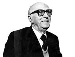 El poeta bilbaíno Juan Larrea (1895-1980) (foto El Correo)