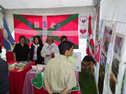 Stand de Eusko Aterpea en la feria ExpoDEL 2004