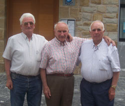 Los hermanos bolibartarras Domingo, Emilio y Pedro Andrinua pasaron importantes años de sus vidas en los Estados Unidos antes de retornar a su Euskal Herria natal