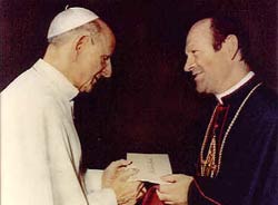 Monseñor Francisco en audiencia papal