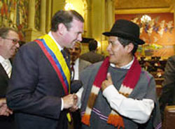 Fotografía del lehendakari Ibarretxe durante su reciente visita de septiembre pasado a Colombia