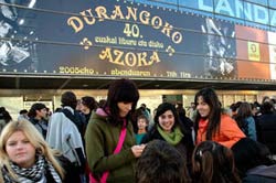 La 40 Feria de Durango (Durangoko 40. Azoka) se ha convertido un año más en punto de encuentro de numerosos jóvenes de todo el país