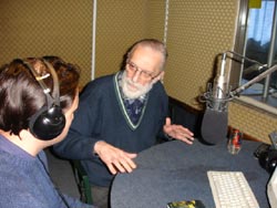 Mikel Ezkerro y el conductor del espacio, Federico Borrás Alcain, en una emisión anterior del programa