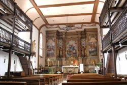 Interior de la iglesia de Heleta, en foto de archivo