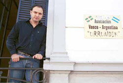 Federico Borrás en la sede de Urrundik (foto Uno)