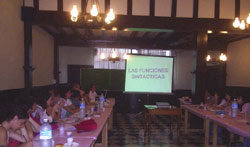 Aspecto de la sala que albergó las jornadas durante una de las sesiones (foto euskalkultura.com)