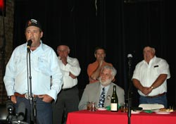 Los bertsolaris vascoamericanos durante su actuación en el Bowery Poetry Club (foto eeny.org)