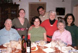 Paul Morrison, Lisa Van De Graaff, Karen Squires, Adrian Perez (profesor), Ann Hoffmann, Sherry Morrison, y Eva Valencia, posan en la clase de cocina (foto MMonasterio) 