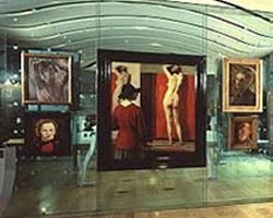 Retratos expuestos en el interior de la National Portrait Gallery de London 