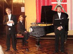 Detalle del homenaje musical a la monja vasca