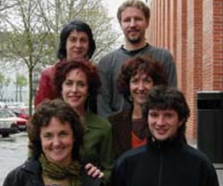 De izquierda a derecha y de arriba abajo, los investigadores Beatriz Fernandez, Adam Zawiszewski, Itziar Laka, Arantzazu Elordieta, Mari Jose Ezeizabarrena y Kepa Erdozia (foto UPV-EHU)