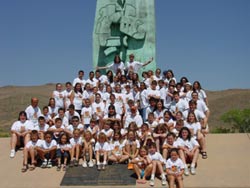 Participantes de una edición de Udaleku en la ciudad nevadense de Reno (foto Joseba Etxarri)