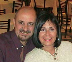 Julio Esnaola y Liliana Rouan, pres. y secretaria general, respectivamente del CV de Villa Mercedes