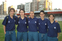 Algunas de las componentes de la selección vasca de fútbol en Buenos Aires (foto EuskalKultura.com)