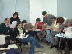 Alumnos y alumnas que recién iniciaron sus clases de Euskera del nivel 1 en la Universidad de Buenos Aires, UBA (foto Euskalkultura.com)