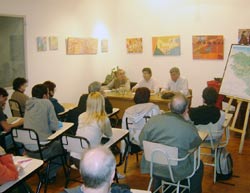 Vista general de la charla de Euskaria el pasado lunes en Eusketxe (foto EuskalKultura.com)