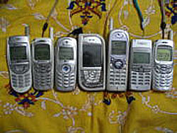 Diferentes celulares (foto Wikipedia.org)