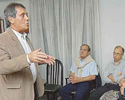 Acto de cesión del terreno (foto eldia)