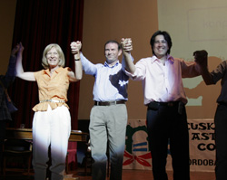Semana Vasca de Cordoba (2006): la actual presidenta de FEVA Mariluz Artetxe, el lehendakari Ibarretxe y el ahora candidato Alejo Martín