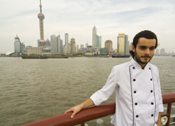 Jon Alaña abrirá en breve el primer restaurante vasco de Shanghai (foto Zigor Aldama)