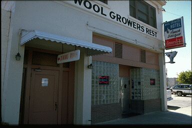 Exterior del restaurante vasco Wool Growers, de los hermanos bajonavarros Iturbide (foto EuskalKultura.com)