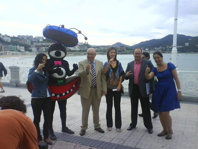 El viceconsejero Patxi Baztarrika y equipo durante la presentación del balance de la campaña Ukan 2008