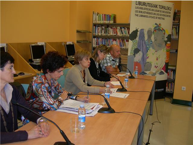 Imágen de la presentación de 'Bibliotecas, un lugar de encuentro'