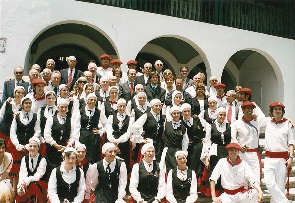 Delegados y participantes en el I Congreso de Centros Navarros de América celebrado del 4 al 7 de diciembre en Santigo de Chile 