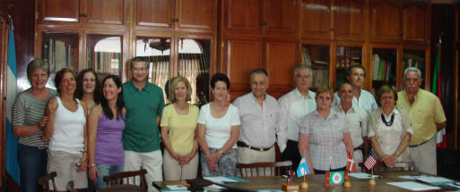 Las delegaciones de FEVA y NABO durante el encuentro en Mar del Plata (foto Nabasque.org)