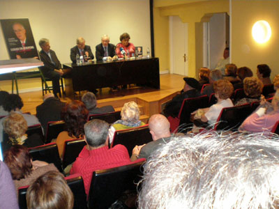 Salón de Actos de Euskal Etxea de Madrid, que recibirá el nombre de 'Peio Aranburu' (foto EuskalKultura.com)