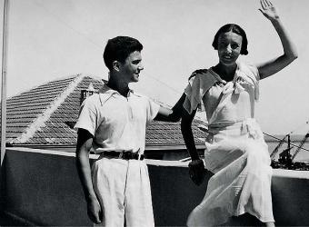 Marga d'Andurain con su hijo Jacques en Egipto (foto J.Andurain)